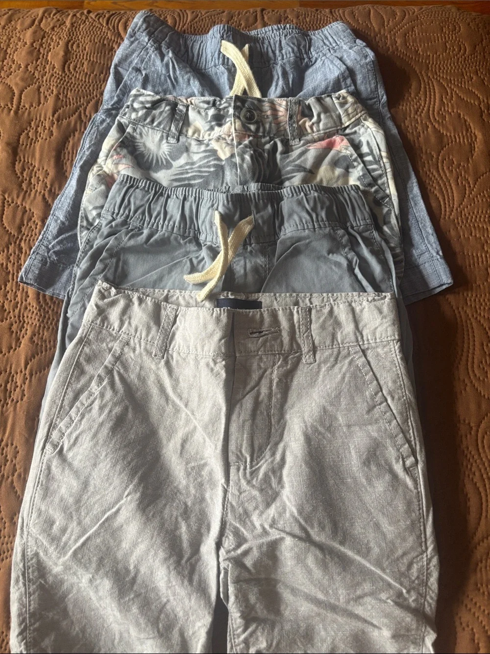 The Children's Place boys shorts - light blue and light gray boys size 5